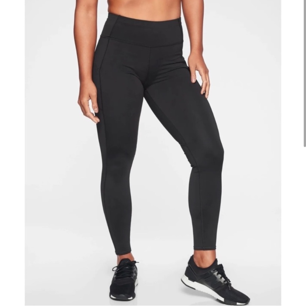Athleta contender tight black crop